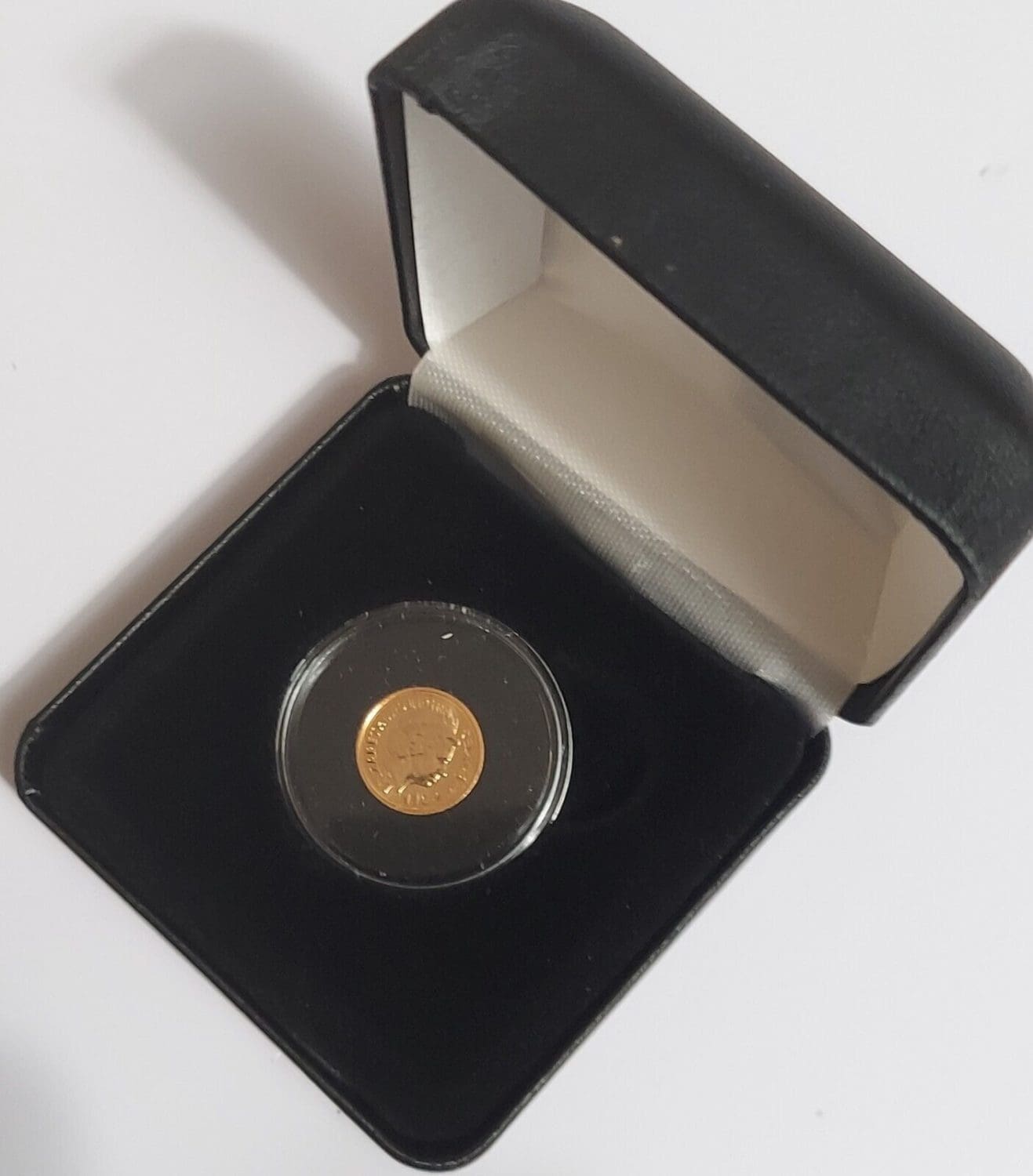 2009 British 1/4 Gold Sovereign Coin w/Display Box